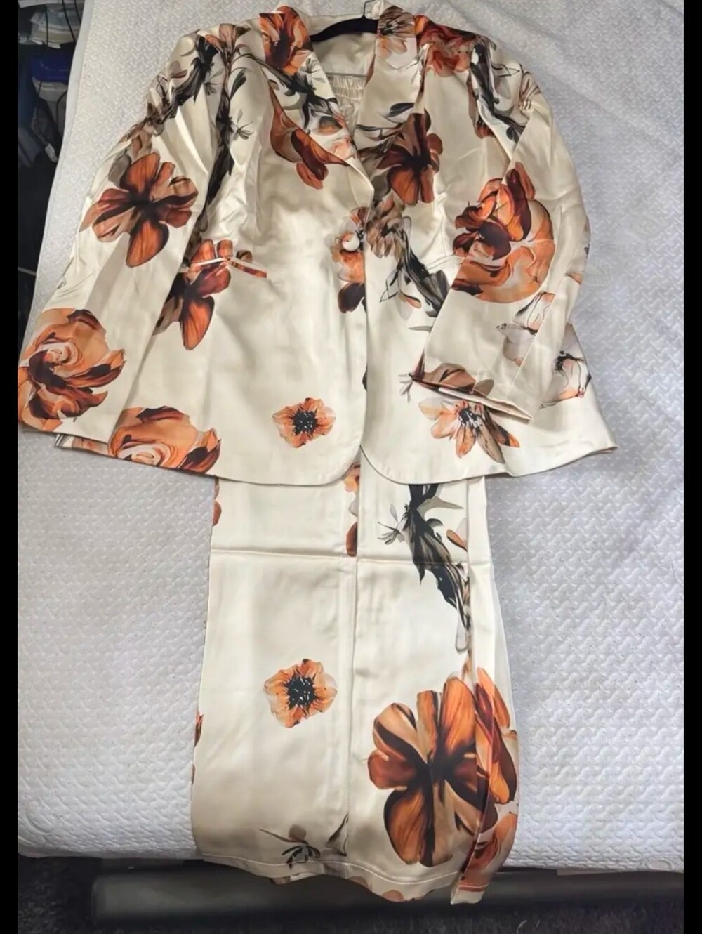 Floral Cream Satin Women's Blazer & Pants Set - Picture 8 of 8